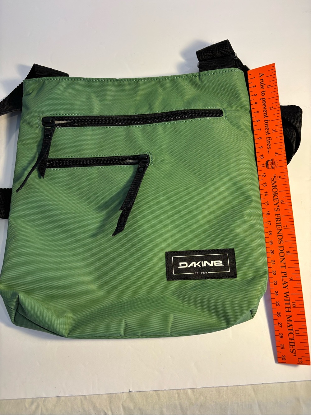 Dakine Jo Jo Crossbody Bag in Ivy Green